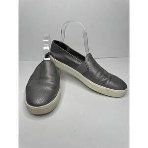 Vince Shoes Womens Size 8.5 Gray Leather Slip On Sneakers Low Top Casual Comfort